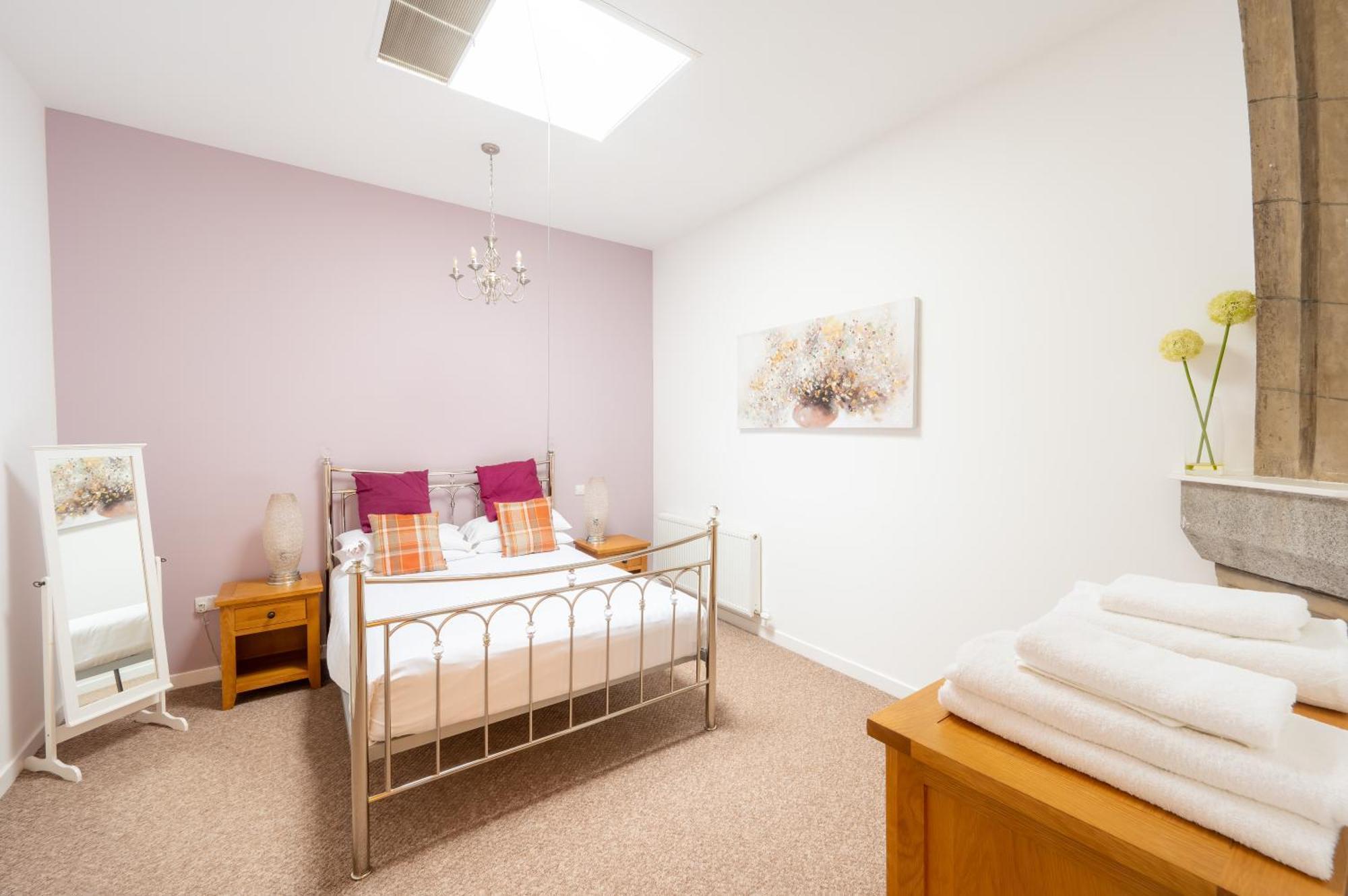 Abbey Church Upper North Aisle Luxury Self Catering 2 Bedroom Apartments Fort Augustus Exterior photo